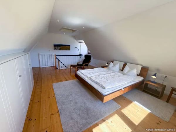 Immobilie in Sankt Peter-Ording - Vielseitiges Mehrfamilienhaus mit großzügigen Terrassen in attraktiver Lage von Sankt Peter-Ording B - Bild 3