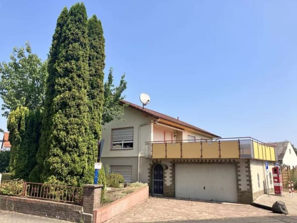 Immobilie in Freiensteinau - Ihr neues Zuhause in Freiensteinau:  Wohnhaus mit separater Garage + Nebengebäude - Bild 4