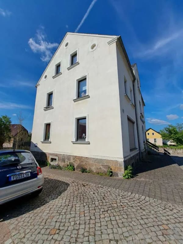 Immobilie in Bobritzsch-Hilbersdorf - Wohn- und Geschäftshaus in bester Lage von Niederbobritzsch mit zwei Wohneinheiten zu verkaufen! - Bild 1
