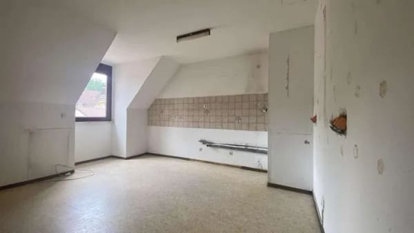 Immobilie in Schramberg - Maisonette mit Süd-Balkon - ideal für Eigennutzer & Kapitalanleger - Bild 3