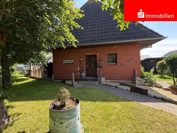 Immobilie in Büsumer Deichhausen - Modernes Ferienhaus mit 3 Einheiten direkt an der Nordsee - Bild 0