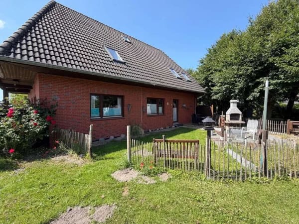 Immobilie in Büsumer Deichhausen - Modernes Ferienhaus mit 3 Einheiten direkt an der Nordsee - Bild 2