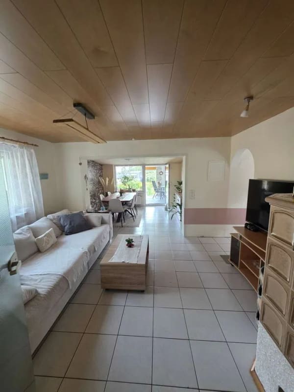 Immobilie in Bietigheim - + Tolles 2-FH mit großem Garten + Garage + mögl. Ausbaureserve + ruhige Lage von Bietigheim + - Bild 2