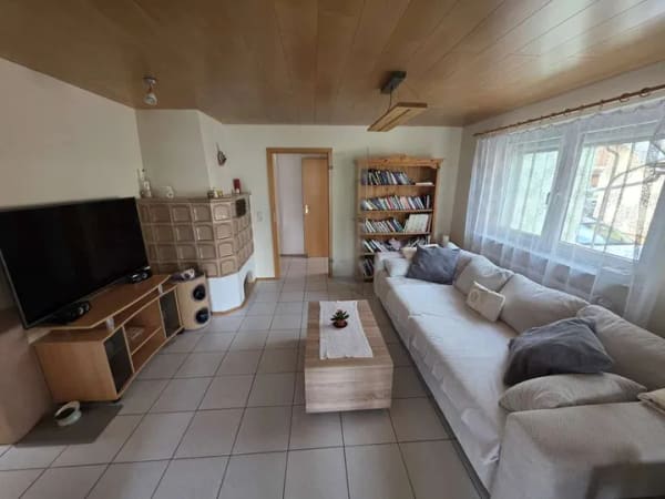 Immobilie in Bietigheim - + Tolles 2-FH mit großem Garten + Garage + mögl. Ausbaureserve + ruhige Lage von Bietigheim + - Bild 3