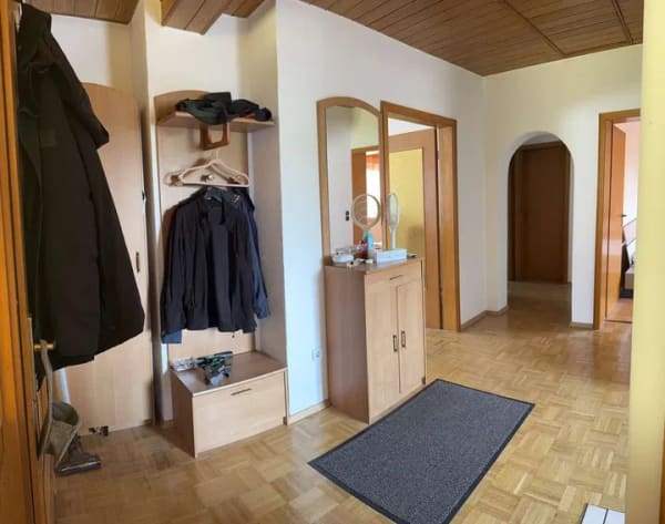 Immobilie in Ronneburg - Gut gelegenes 2 Familienhaus mit Nebengebäude - Bild 2