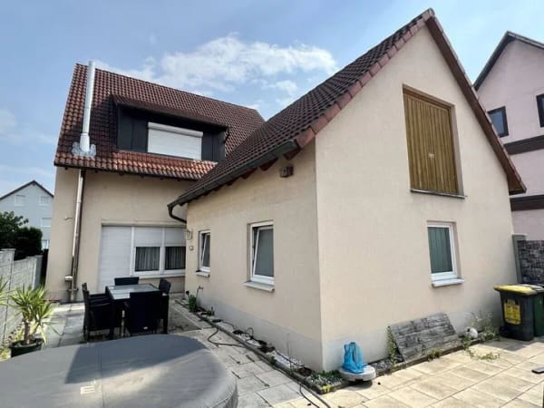 Immobilie in Muggensturm - Gepflegtes Einfamilienhaus mit Doppelgarage in zentraler Lage von Muggensturm! - Bild 3
