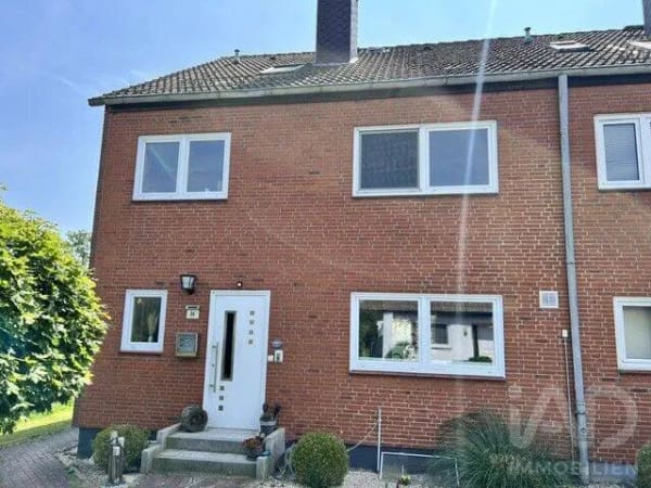 Immobilie in Schwentinental - Top saniertes Reihenendhaus in ruhiger Lage von Schwentinental OT Klausdorf - Bild 0