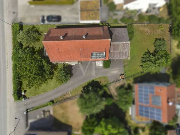 Immobilie in Weil der Stadt - Sanierungsbedürftiges 2-Familienhaus auf großem Grundstück - hier können Sie Ihren Traum gestalten - Bild 4