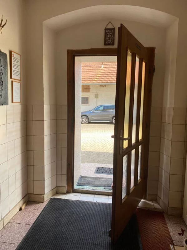 Immobilie in Breitenbrunn - Denkmalgeschützter Vierseithof im Altmühltal - Bild 2