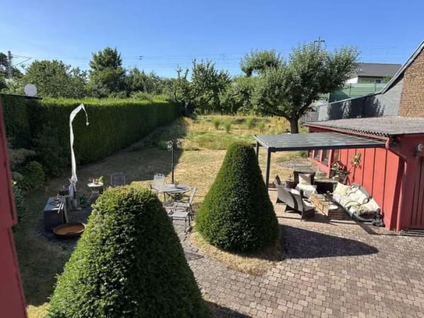 Immobilie in Wildeck - Wo das Herz wohnt - liebevoll gepflegtes Kleinod mit Wohlfühlgarten - Bild 2