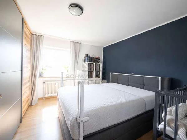 Immobilie in Günzburg - Gepflegte 2-Zimmer-Eigentumswohnung mit großzügigem Wintergarten in zentraler Lage von Günzburg - Bild 2