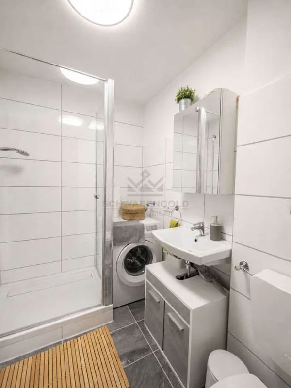 Immobilie in Günzburg - Gepflegte 2-Zimmer-Eigentumswohnung mit großzügigem Wintergarten in zentraler Lage von Günzburg - Bild 3