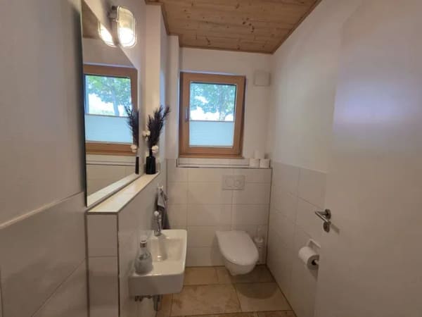 Immobilie in Utting am Ammersee - Zweifamilienhaus mit wirklich Platz  - Bild 4