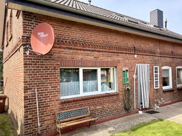 Immobilie in Bredstedt - Attraktive Kapitalanlage: Modernisiertes Wohnhaus mit zwei Wohneinheiten und zwei Garagen - Bild 4