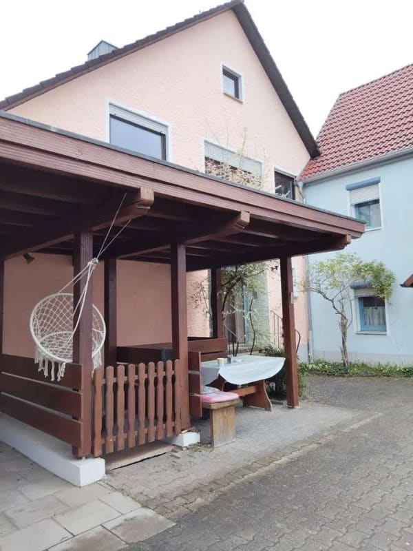 Immobilie in Hemhofen - Zwei EFH mit Nebengebäude in Hemhofen - Bild 2