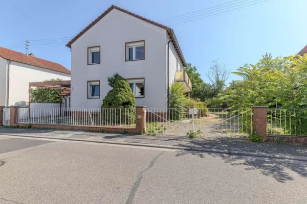 Immobilie in Böhl-Iggelheim - !!= Viel Platz für die ganze Familie – Einfamilienhaus mit großem Garten =!! - Bild 2