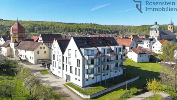 Immobilie in Lauchheim - Barrierefreie Dachgeschoss-Wohnung mit Balkon und PV-Anlage - Bild 0
