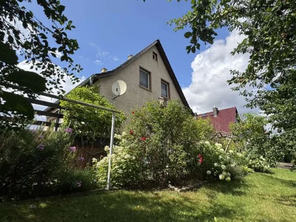 Immobilie in Demitz-Thumitz - Gepflegtes Einfamilienhaus mit schönem Garten - sofort bezugsfrei - Bild 0