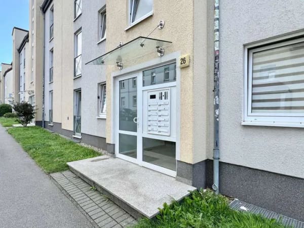 Immobilie in Freiberg - Investition mit Substanz - vermietete 1-Raum-Wohnung mit praktischem Grundriss - Bild 1