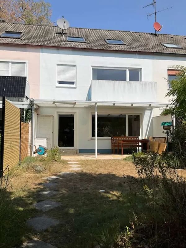 Immobilie in Putzbrunn - Reihenmittelhaus in Putzbrunn Waldkolonie - Bild 0