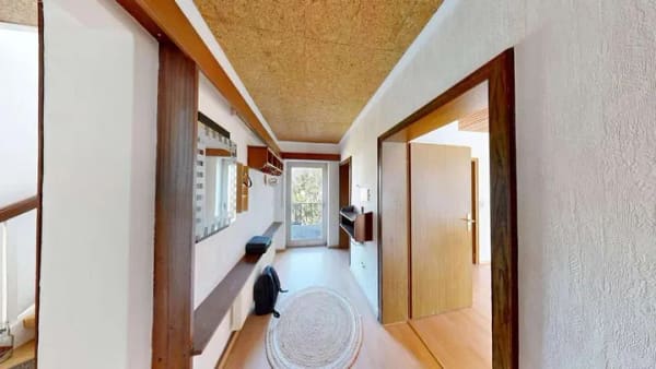 Immobilie in Bruchmühlbach-Miesau - Großzügiges Einfamilienhaus mit rund 210 m² Wohnfläche in Bruchmühlbach-Miesau - Bild 4