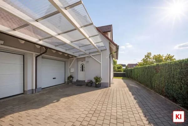 Immobilie in Adelzhausen - Modernes Einfamilienhaus mit Südwest-Terrasse, Kamin und Solaranlage - Bild 4