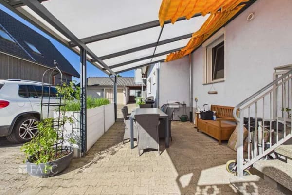 Immobilie in Schutterwald - Erdgeschosswohnung mit Garten, Pool und Einliegerwohnung in einem gepflegten Zweifamilienhaus - Bild 4