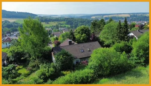 Immobilie in Neukirchen - Einfamilienhaus freistehend in Neukirchen - Bild 3
