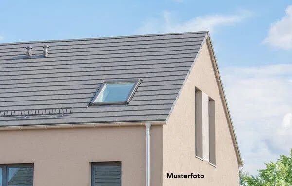 Immobilie in Bad Endorf - 2-Familienhaus in natur- und noch ortsnaher Weilerlage - Bild 0