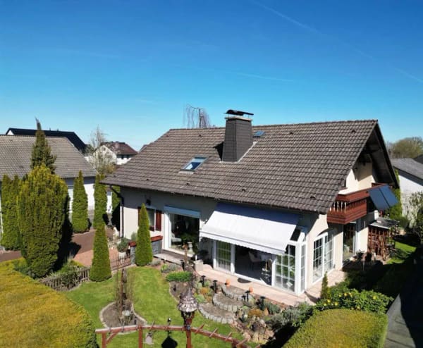 Immobilie in Ense - Einziehen und wohlfühlen! Schickes Einfamilienhaus in Höingen - Bild 0
