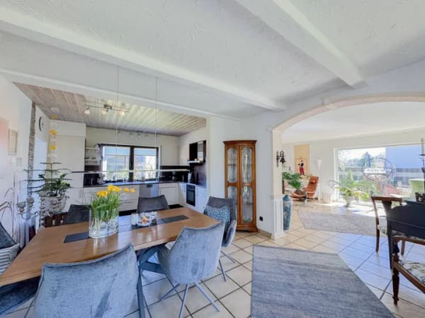 Immobilie in Ense - Einziehen und wohlfühlen! Schickes Einfamilienhaus in Höingen - Bild 2