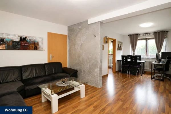 Immobilie in Dormagen - Vollvermietetes Dreifamilienhaus in Straberg - Bild 1