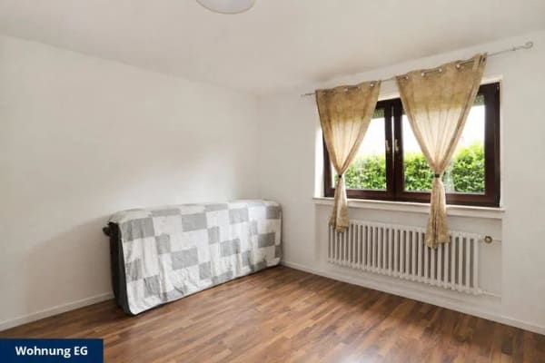 Immobilie in Dormagen - Vollvermietetes Dreifamilienhaus in Straberg - Bild 2