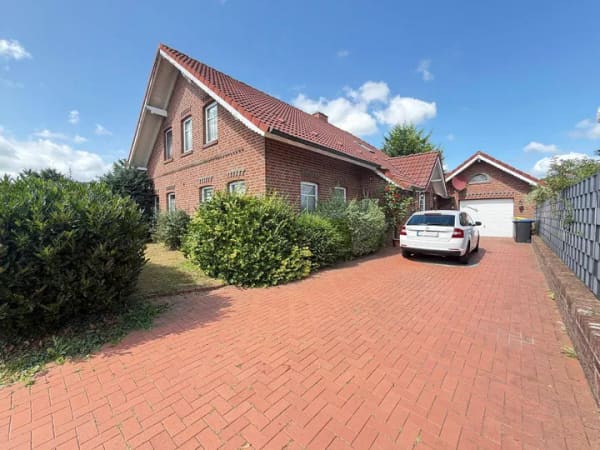 Immobilie in Rhede (Ems) - Fehnhaus-Stil - Perfekt für die junge Familie - direkte Ortskernlage - Bild 0