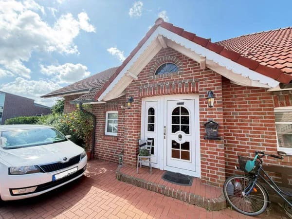 Immobilie in Rhede (Ems) - Fehnhaus-Stil - Perfekt für die junge Familie - direkte Ortskernlage - Bild 2