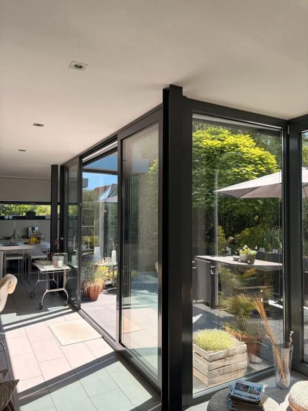 Immobilie in Wallenhorst - Außergewöhnliche Architektur trifft auf Traumlage am Nettetal - Bild 0