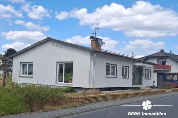 Immobilie in Lützelbach - BERK Immobilien – Großzügiges Wohnhaus mit viel Platz und vielfältigen Möglichkeiten in Lützelbach - Bild 2