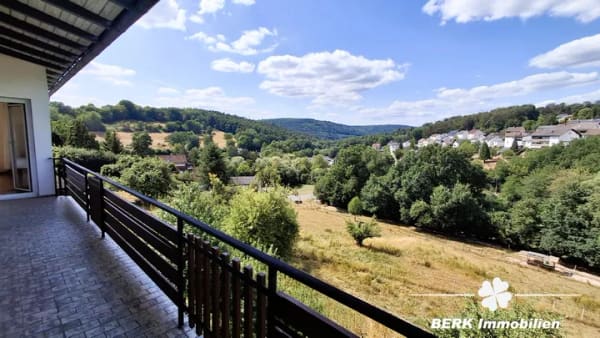 Immobilie in Lützelbach - BERK Immobilien – Großzügiges Wohnhaus mit viel Platz und vielfältigen Möglichkeiten in Lützelbach - Bild 3