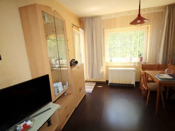 Immobilie in Schönenberg-Kübelberg - Charmante, vermietete Eigentumswohnung - Bild 2