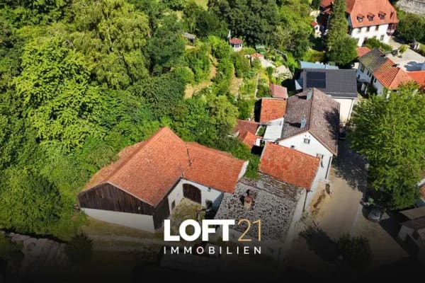 Immobilie in Wellheim - ** Historisches Jurahaus mit großzügigem Grundstück und attraktiven Fördermöglichkeiten ** - Bild 0