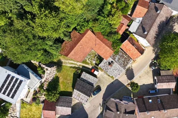 Immobilie in Wellheim - ** Historisches Jurahaus mit großzügigem Grundstück und attraktiven Fördermöglichkeiten ** - Bild 1