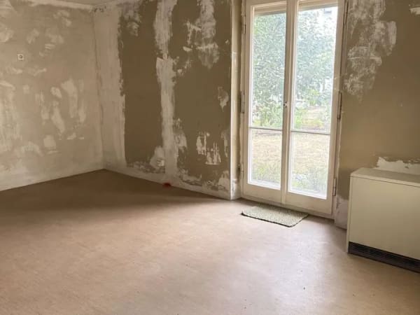 Immobilie in Süßen - 2-3 Familienhaus mit schönem Garten und Garage! Sofort frei! - Bild 1