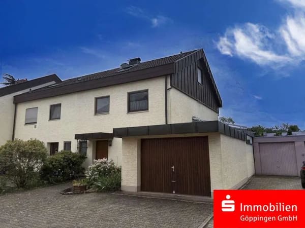 Immobilie in Süßen - Großzügiges Reiheneckhaus mit schönem Garten in zentrumsnaher Lage! - Bild 0