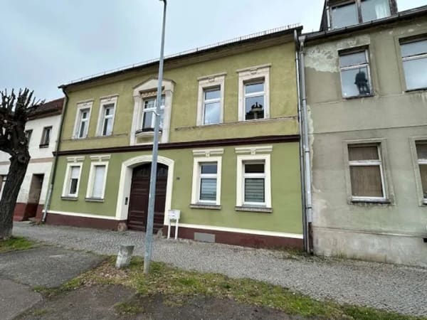 Immobilie in Coswig (Anhalt) - Wohnhaus im Zentrum Coswig (Anhalt) zu verkaufen - Bild 1