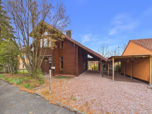 Immobilie in Obernbreit - Charmantes Einfamilienhaus in Holzbauweise mit Garten und Platz für die ganze Familie - Bild 0