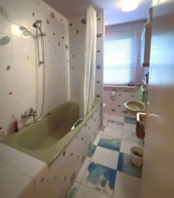 Immobilie in Regensburg - 2-Zimmer-Kapitalanlage in Regensburg – Zentrale Lage mit Entwicklungspotenzial - Bild 2