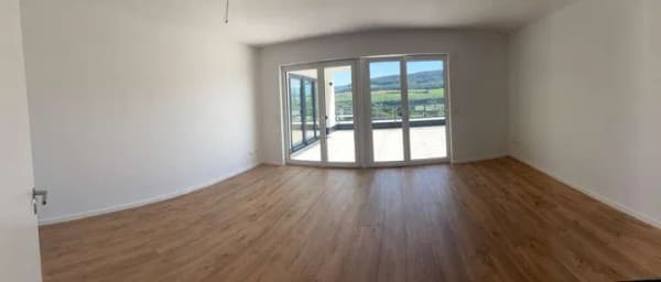 Immobilie in Neuengönna - PROVISIONSFREI! Wohnen mit Charakter: Großzügige 4-Zimmer-Wohnung in Porstendorf mit Blick über Jena - Bild 3