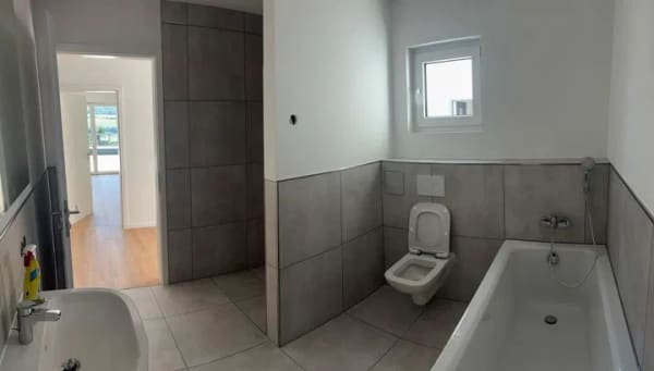 Immobilie in Neuengönna - PROVISIONSFREI! Wohnen mit Charakter: Großzügige 4-Zimmer-Wohnung in Porstendorf mit Blick über Jena - Bild 4