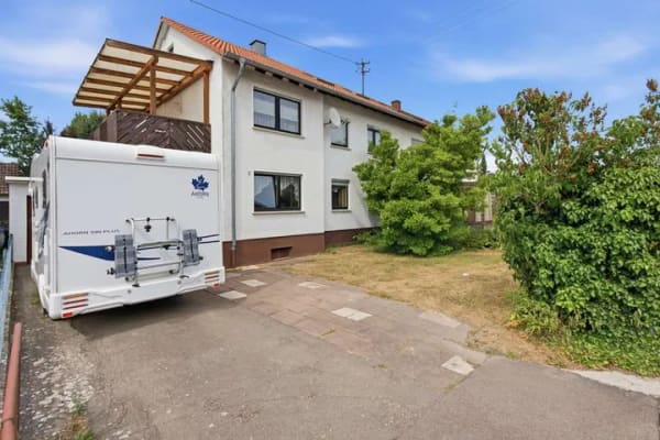 Immobilie in Beimerstetten - Gepflegtes Zweifamilienhaus mit viel Potenzial in ruhiger Lage in Beimerstetten! - Bild 1