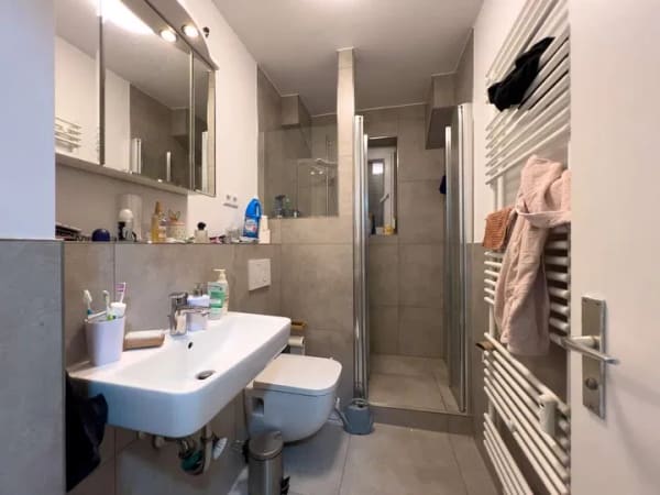 Immobilie in Stuttgart - Mehrfamilienhaus mit drei Wohneinheiten in guter Lage von Stuttgart-Wangen I DG-Wohnung frei - Bild 0